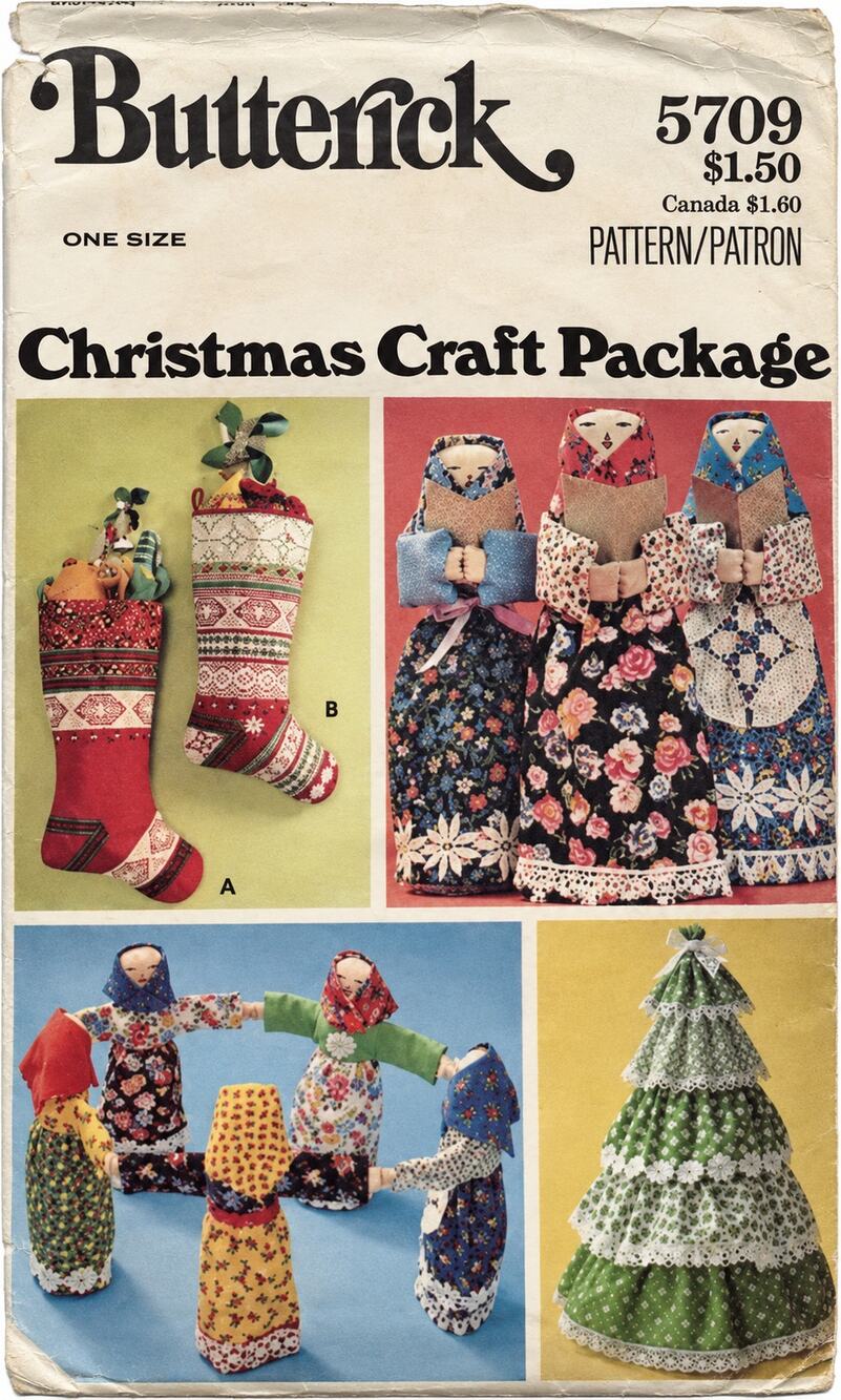 Vintage 5709 Butterick Sewing Pattern Christmas Decor Cut